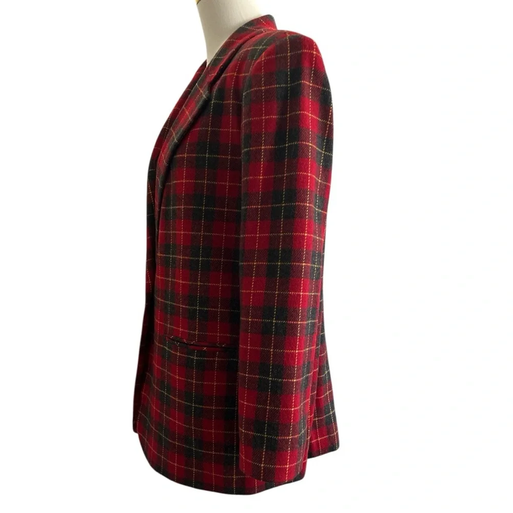 Harris Wallace VTG 90’s plaid Red Black Wool Blend Blazer Size 10